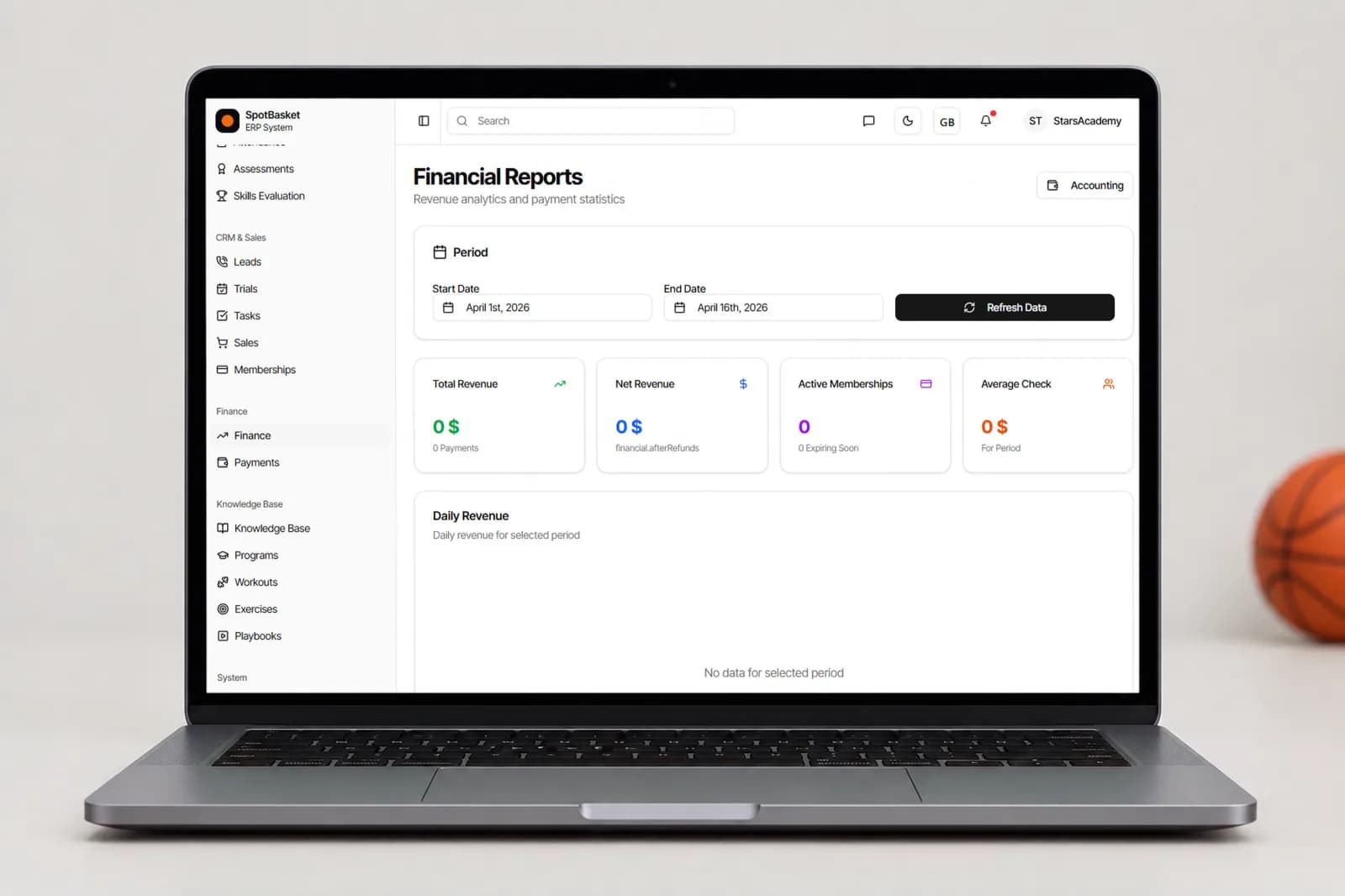 Income and expense ledger with net profit for a basketball academy in SpotBasket OS